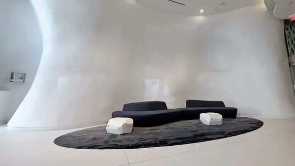 1 Bloor ST E #1701, Toronto C08, ON M4W 0A8