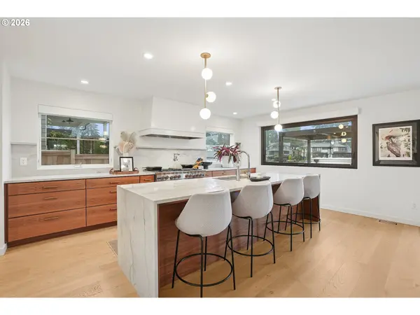 16840 ALDER CIR, Lake Oswego, OR 97034