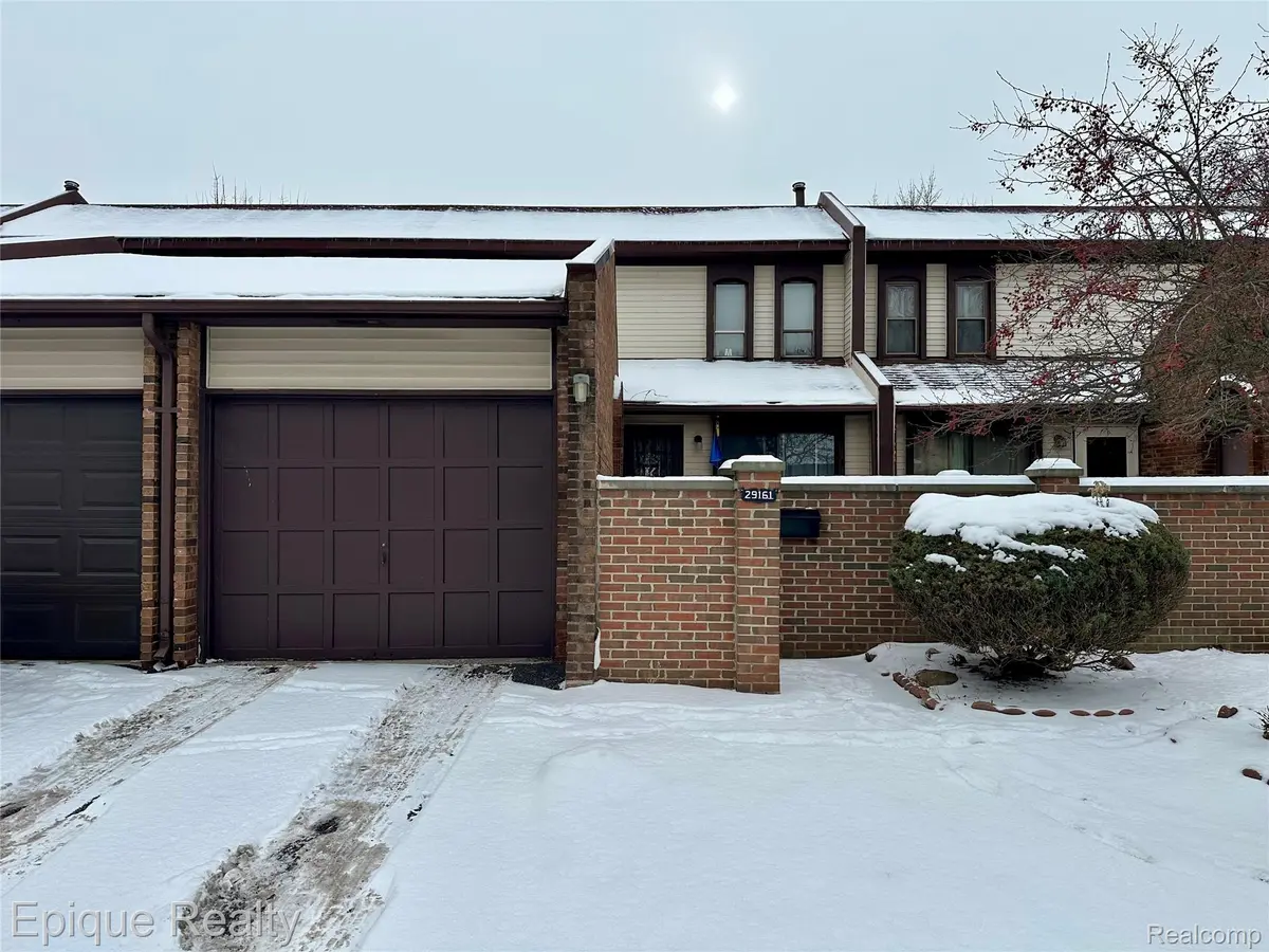 29161 Village RD, Southfield, MI 48034