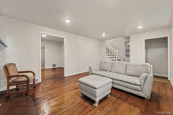 16814 Strathmoor ST, Detroit, MI 48235