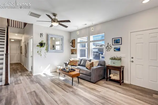 16406 Hay Barn HTS, Monument, CO 80132