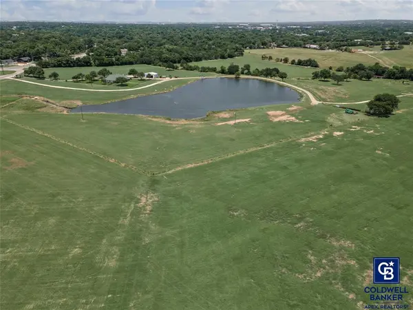 1221 Park N Boulevard, Cleburne, TX 76033