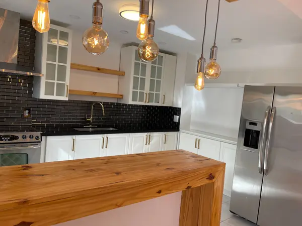 7 Barnwell DR, Toronto E07, ON M1V 1Y7