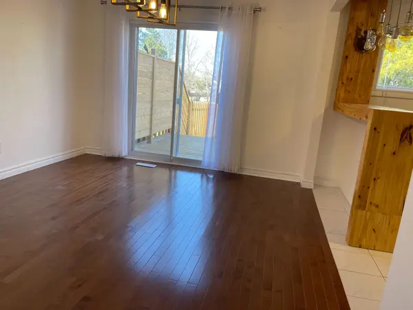 7 Barnwell DR, Toronto E07, ON M1V 1Y7