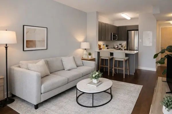 300A Lett ST #206, West Centre Town, ON K1R 0A8