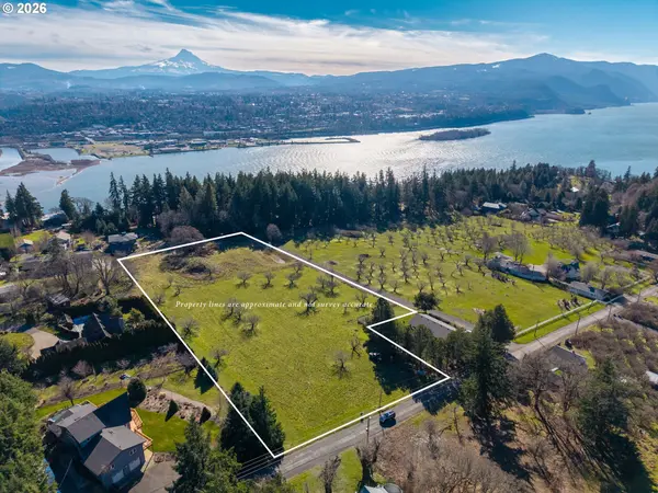 SW CHERRY BLOSSOM LN, White Salmon, WA 98672