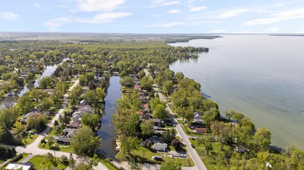 95 Lake AVE, Ramara, ON L0K 1B0