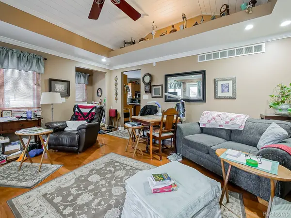 416 Detroit AVE, Royal Oak, MI 48073