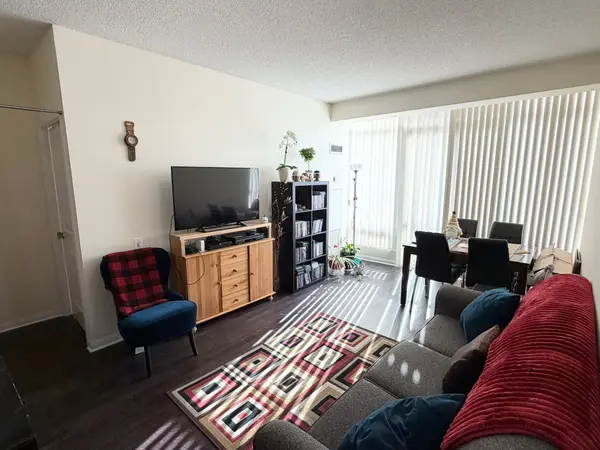 15 Windermere AVE #2411, Toronto W01, ON M6S 5A2