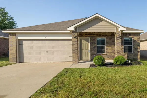 121 Mitchell Circle,  Terrell,  TX 75160