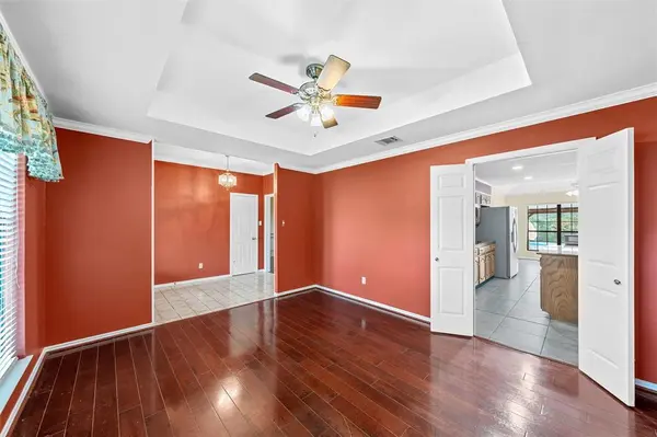 8216 Teakwood Drive, Woodway, TX 76712