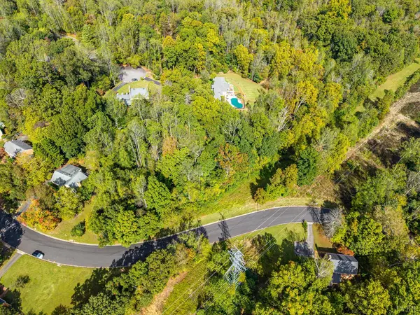 4801 Locksview RD, Lynchburg, VA 24503