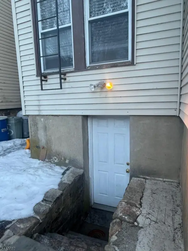 5 A&B Dewey St, Dover Town, NJ 07801