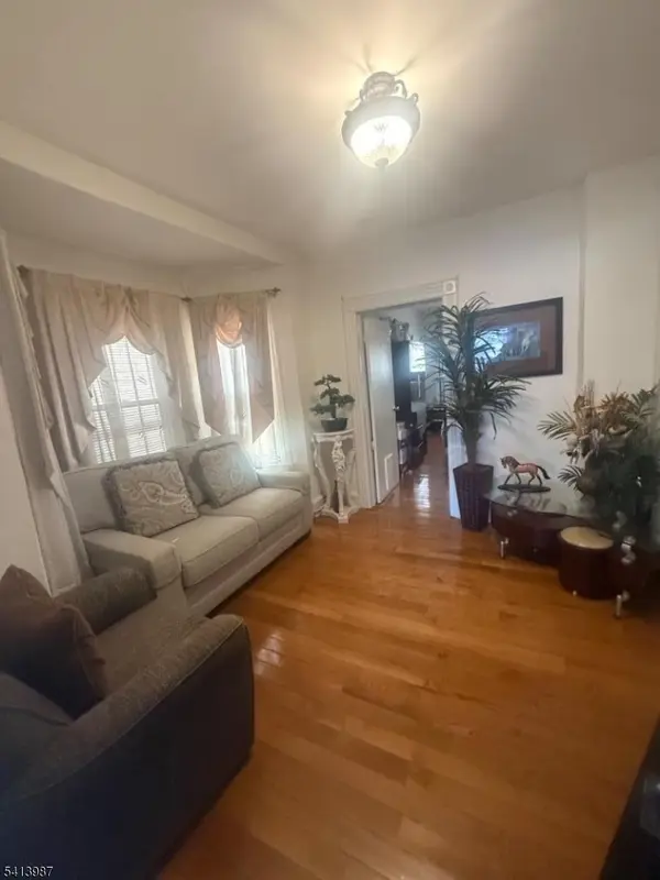 5 A&B Dewey St, Dover Town, NJ 07801