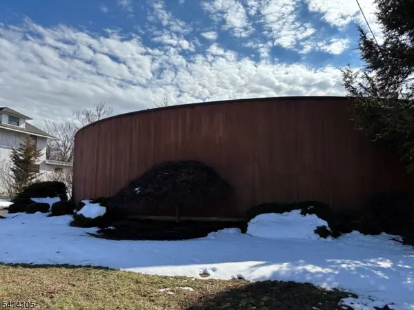 282 E Main St, Somerville Boro, NJ 08876