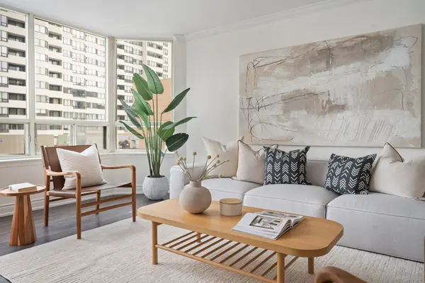 30 Greenfield AVE #304, Toronto C14, ON M2N 6N3