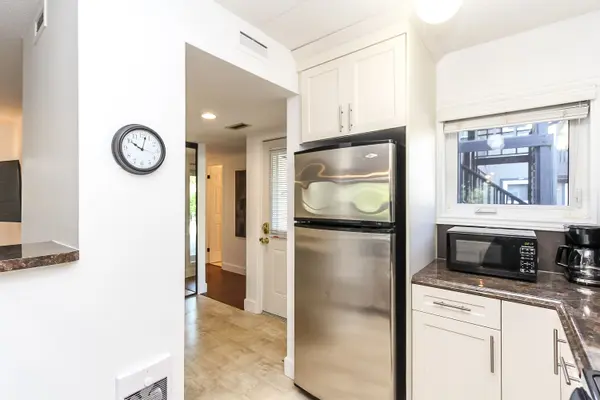 411 Mariners WAY, Collingwood, ON L9Y 5C7