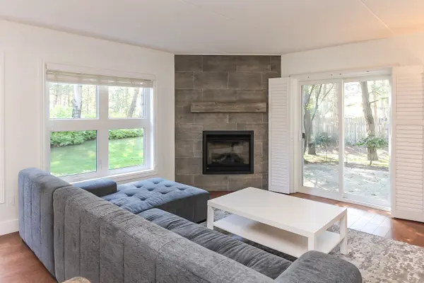 411 Mariners WAY, Collingwood, ON L9Y 5C7