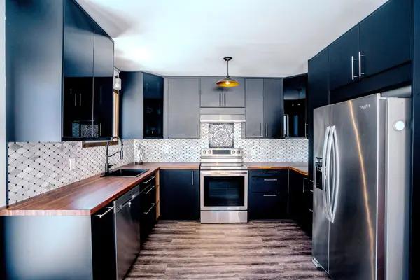 247 SIMCOE ST, Clearview, ON L0M 1S0