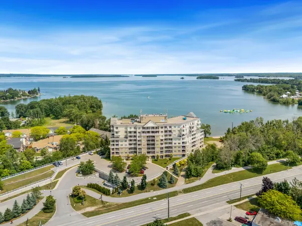 354 Atherley RD #807, Orillia, ON L3V 0B8