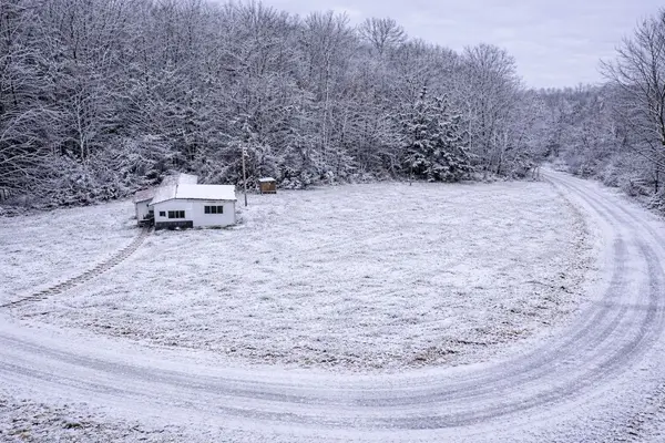 590A Lake Nipissing RD, Nipissing, ON P0H 1H0