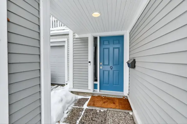 9 Forsyth LN, Crystal Bay - Rocky Point - Bayshore, ON K2H 9H1