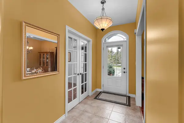 61 Conner DR, Gananoque, ON K7G 2V4