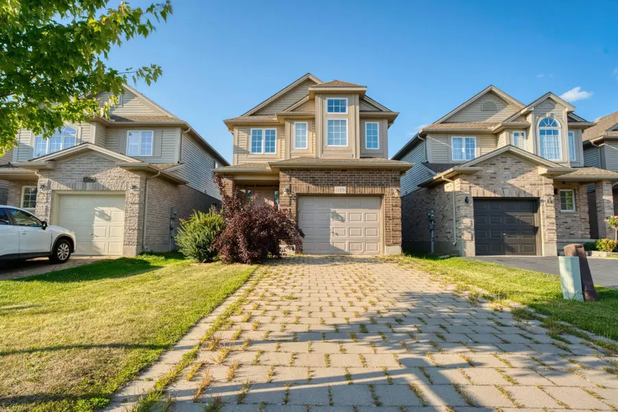 1189 SANDBAR ST, London North, ON N6G 5K2