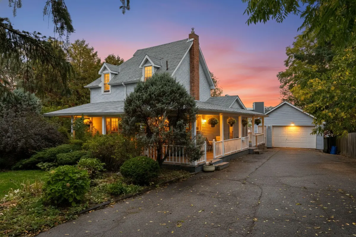 70 Baldwin LN, Barrie, ON L4N 2W3