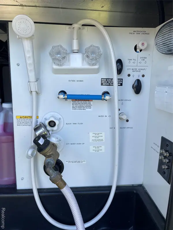 831 Main St, Au Gres, MI 48703