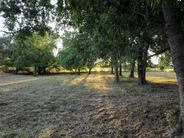 566 Harmony Road, Weatherford, TX 76087