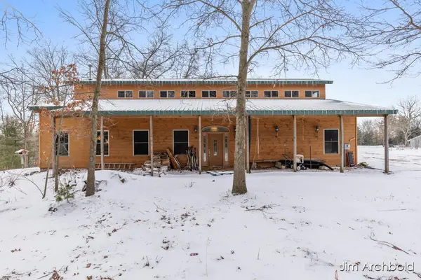 1591 W Fruitvale RD, Montague Twp, MI 49437