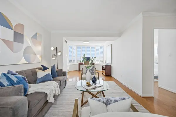 268 Ridley BLVD #1514, Toronto C04, ON M5M 4N3