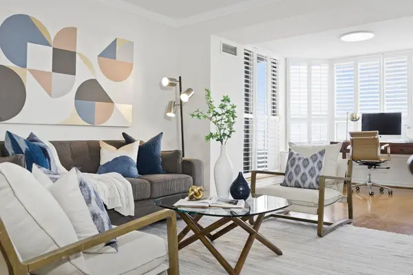 268 Ridley BLVD #1514, Toronto C04, ON M5M 4N3