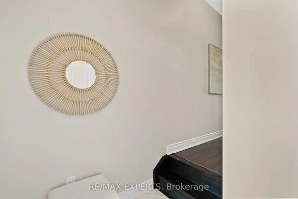 2538 Winter Words DR, Oshawa, ON L1L 0S7