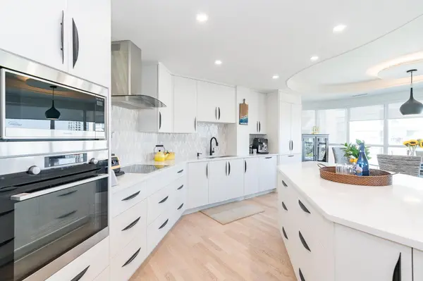 2 Toronto ST #1409, Barrie, ON L4N 9R2