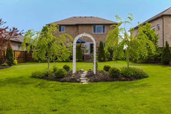 53 Hampton Ridge DR, Belleville, ON K8N 0E6