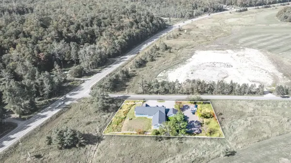 1008 South Monck DR, Bracebridge, ON P1L 1W8