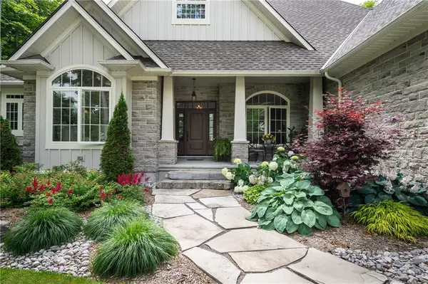 75335 Maxobel RD, Bluewater, ON N0M 1G0