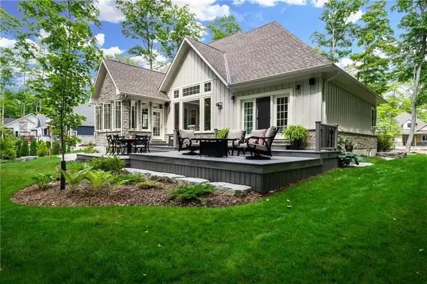 75335 Maxobel RD, Bluewater, ON N0M 1G0