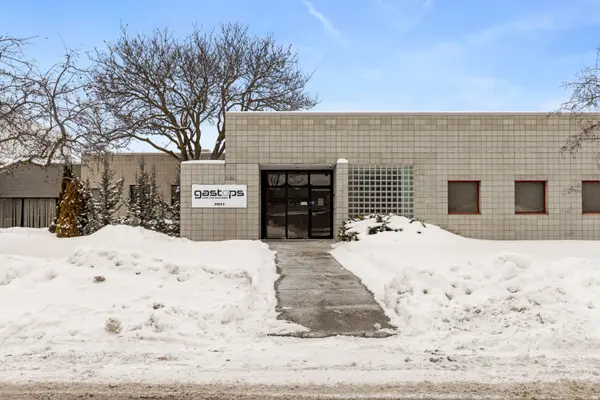 1011 Polytek ST, Beacon Hill North - South And Area, ON K1J 9J3