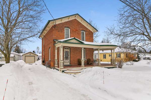 489 Fred ST, North Dundas, ON K0C 2K0
