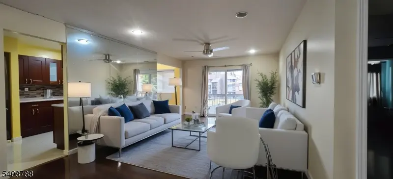 806 Edison Glen Ter #806, Edison Twp., NJ 08837