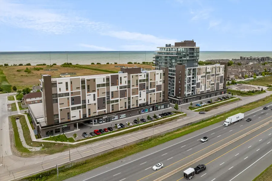 550 North Service RD N #612, Grimsby, ON L3M 4E8