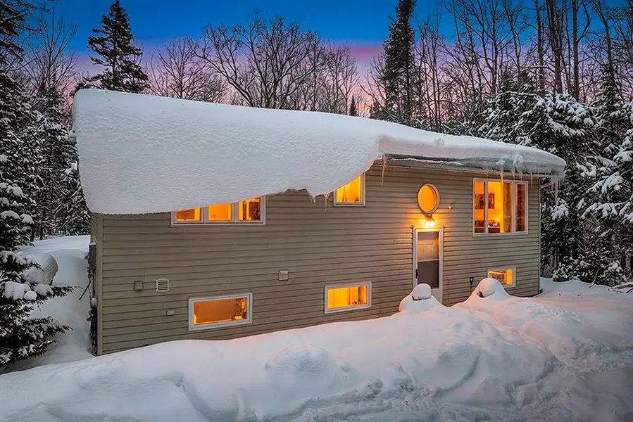 175 Warner Bay RD, Northern Bruce Peninsula, ON N0H 2R0