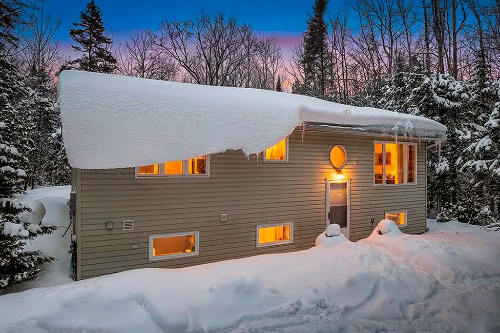 175 Warner Bay RD, Northern Bruce Peninsula, ON N0H 2R0