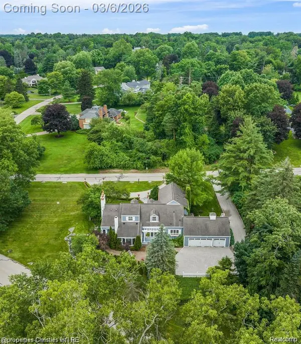 275 BARDEN RD, Bloomfield Hills, MI 48304