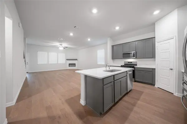 3028 Hollybrook Lane, Anna, TX 75409