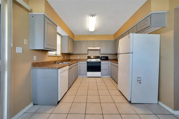 201 S Las Vegas Trail, White Settlement, TX 76108