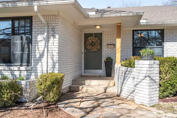 Dallas, TX 75214,6211 Marquita Avenue